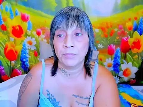 indianroxy webcam