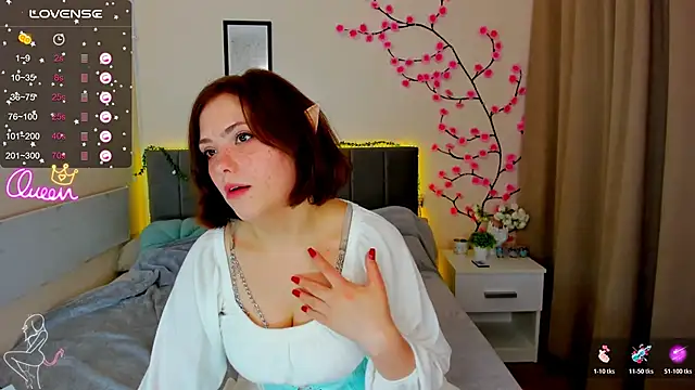 DellaRows webcam