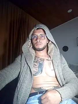 sebastian_horny webcam
