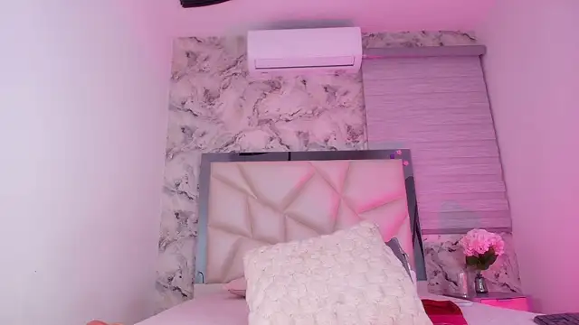 kendal_rossi webcam