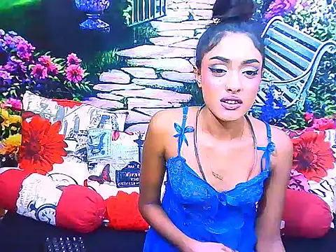 IndianPretty14u2Luv webcam