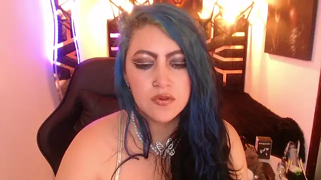 scarleth_blue webcam