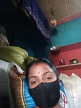 kajalbhabhi44 webcam