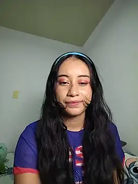L0lita_Emi12 webcam