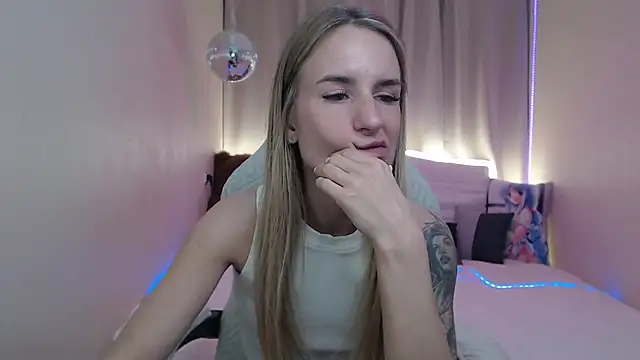 DeboraHorny webcam