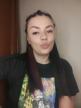 KrissSexi webcam