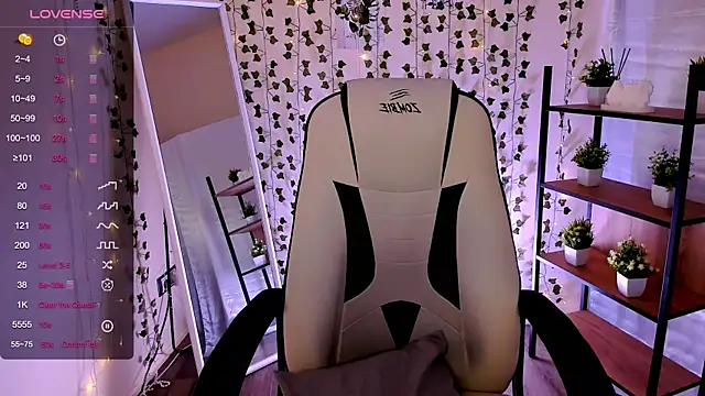 AnyaTaylor_ webcam