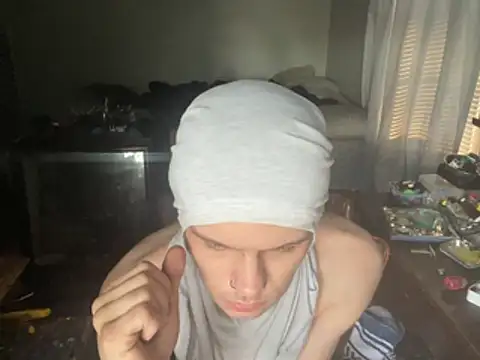 XanderOzzz webcam