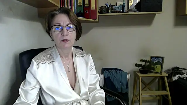 katemodel webcam