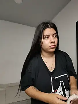 harper_ks (F young) - show pussy in dildo