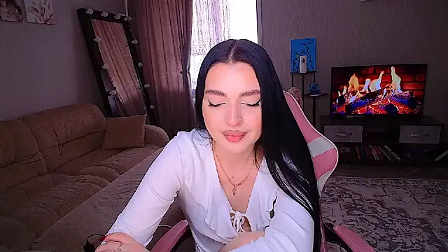 yoursLina webcam