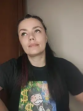 KrissSexi webcam