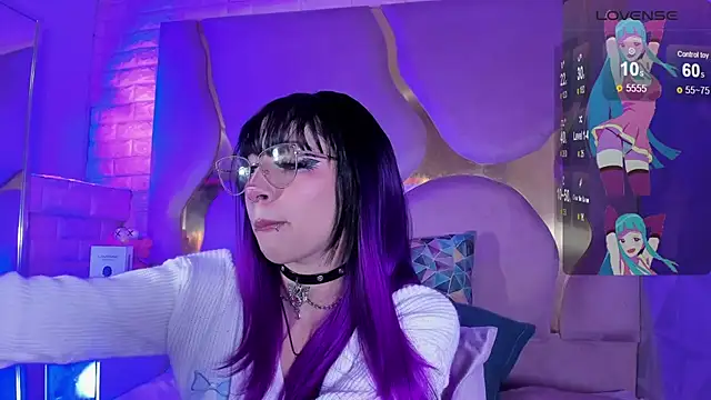 NaniiSisy webcam