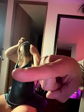 Im_sophiie webcam