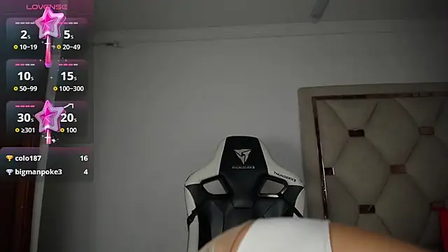 Ashley_piinkk_ webcam