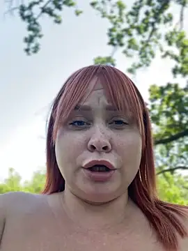 LadyDreams11 webcam