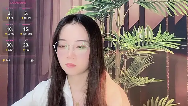 77-Vicky webcam