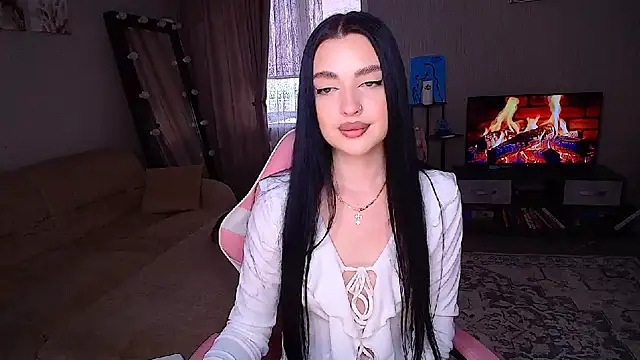 yoursLina webcam