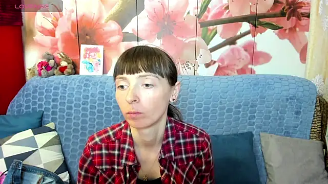 TayanaJons webcam