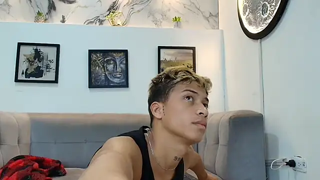 GOLD_BOYS webcam