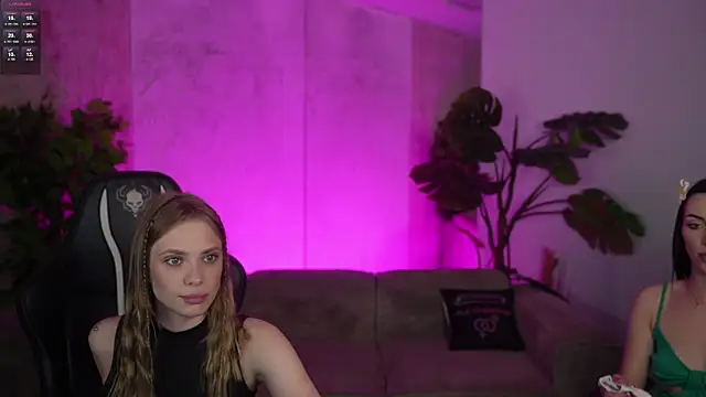 Angy_Netal webcam