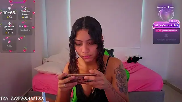 Lovelyamyy webcam