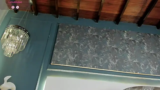 MiaKay1 webcam
