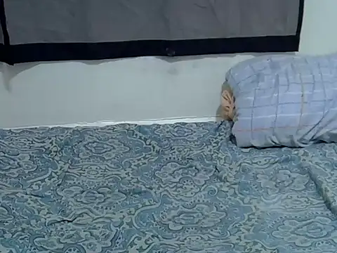 icy_pearl webcam