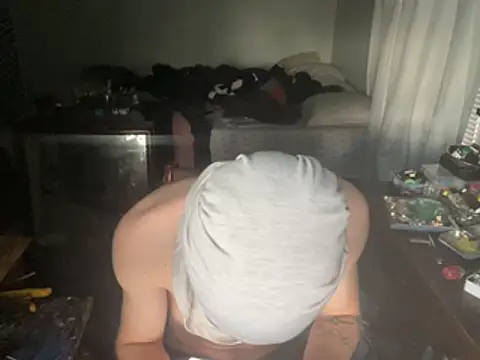 xanderozzz (M young) - Show off my beloved ass
