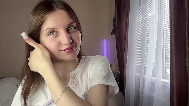JanellHousen heels cam room online