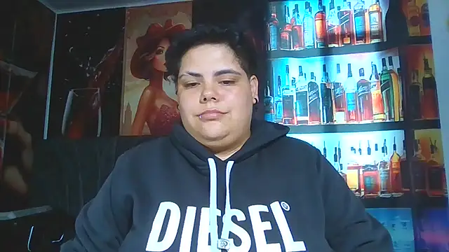 Hailey_Curvy webcam