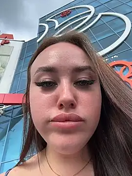 KiraSunshine webcam