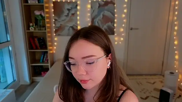MilenaSaint webcam