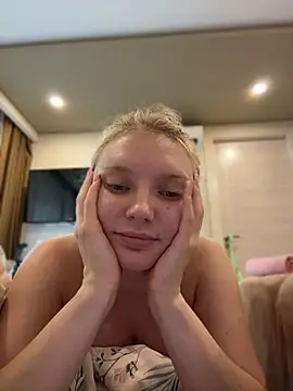 AmmyHot