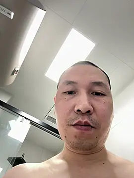 yichengm