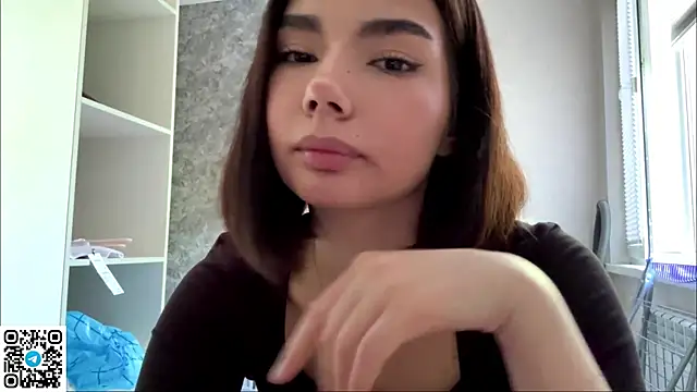 MarylnMonnier webcam