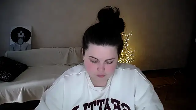 Emily_Mo webcam