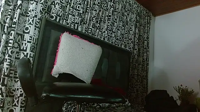 DULCE_ZOE webcam
