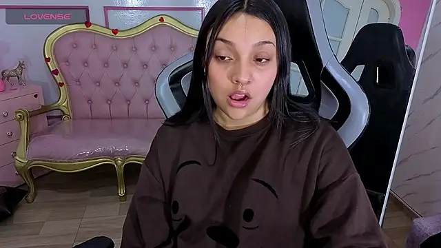 lia_harper_t sexy talk cam preview