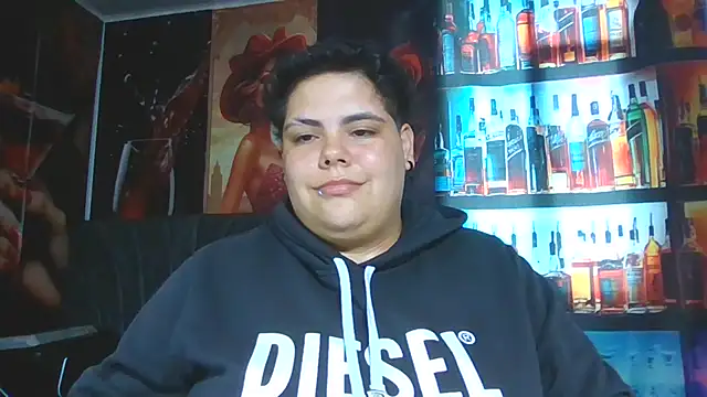 Hailey_Curvy webcam
