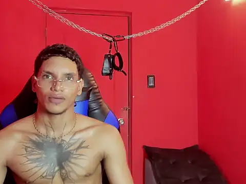 kai_storm77 webcam