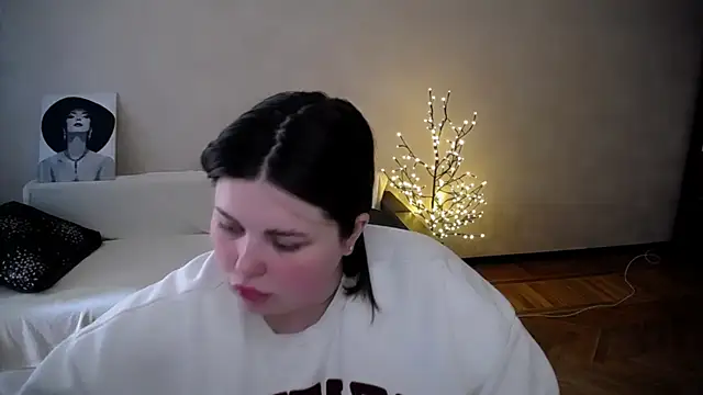 Emily_Mo webcam