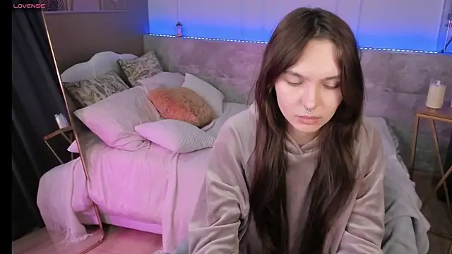 ChloeSunny webcam