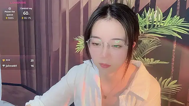 77-Vicky webcam
