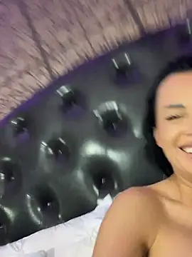 KendraMaxx webcam
