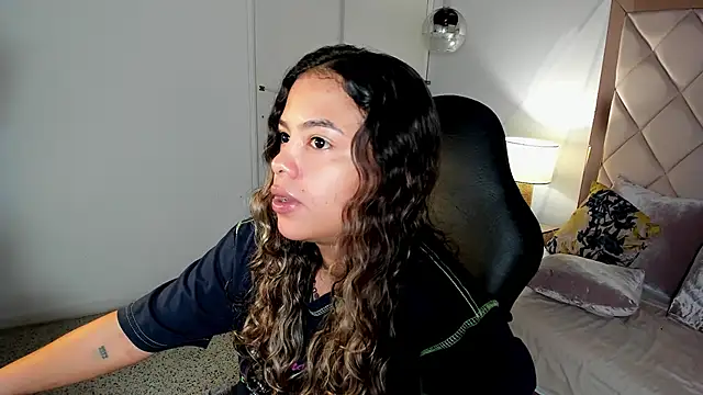 dulce_lyraa1 webcam