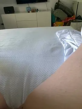 LadyLeni webcam