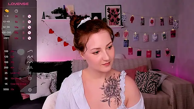 velvet_cherry_ webcam