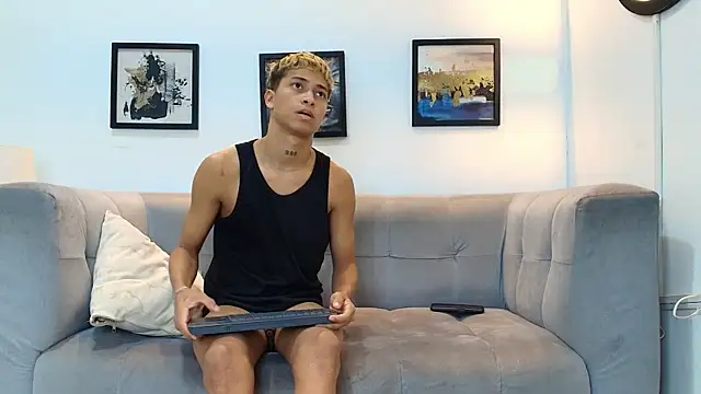 GOLD_BOYS webcam
