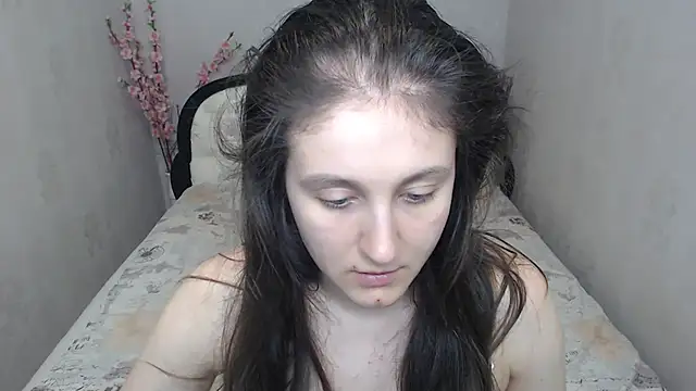 Holliy_Cooper webcam
